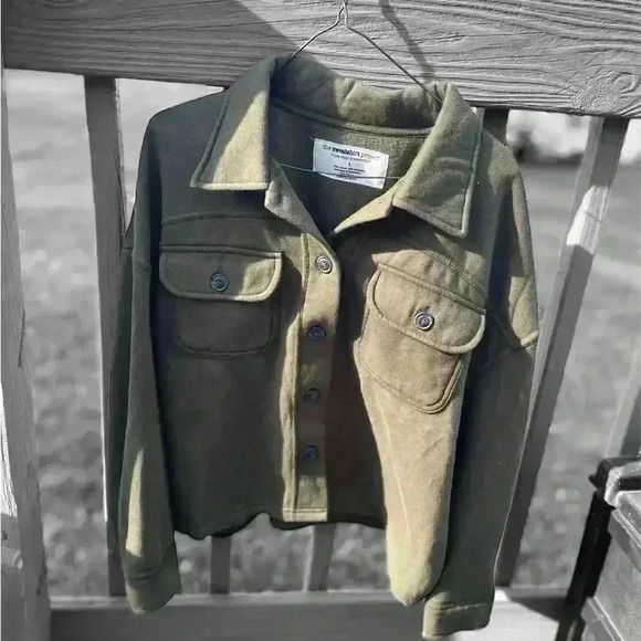 Button down Sweatshirt material crop bottom - Picture 1 of 3